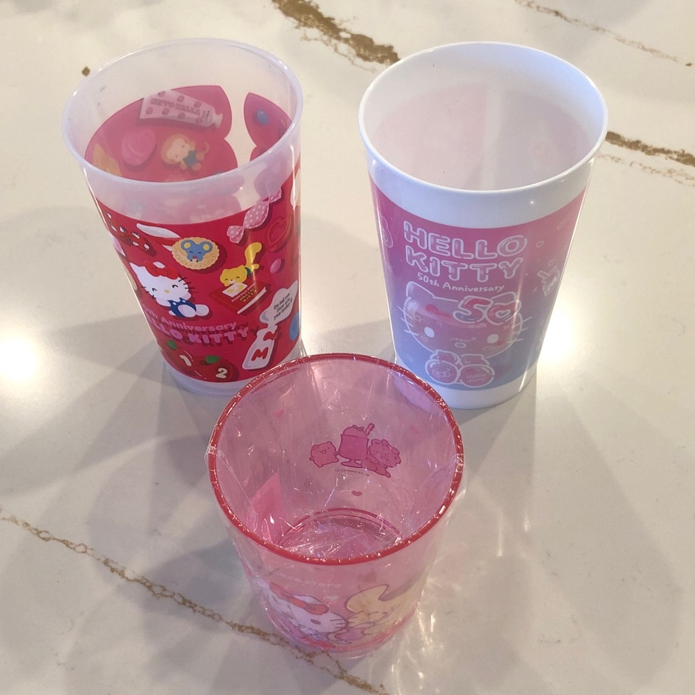 Sanrio Hello Kitty Pink and Red Cups set of 3